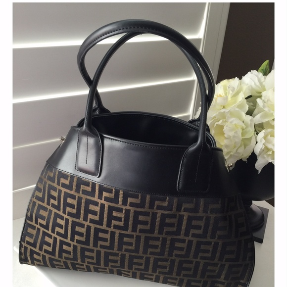 Handbags - Monday Focus Event📦 | Stylish Tote Bag