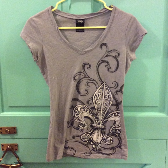 Vanity V-Neck