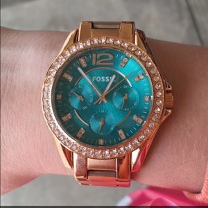 Rose gold fossil watch