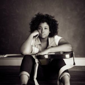 Meet your Posher, Myra