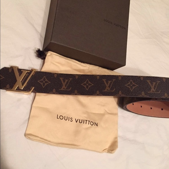 Brand new LV monogram with LV initials Buckle - Picture 2 of 4