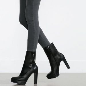 Make an offer! ZARA GENUINE LEATHER BOOTIES NEW!!!