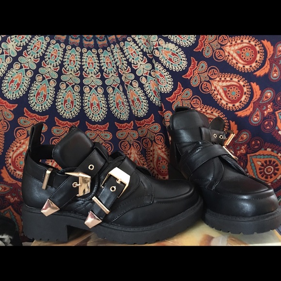 Chunky black boots