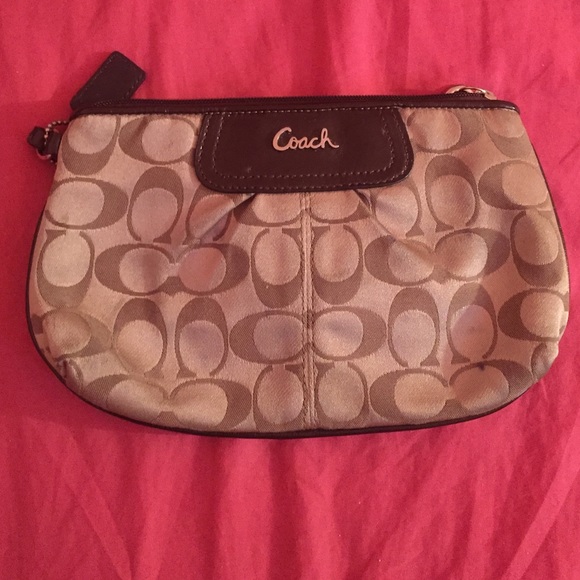 Coach wristlet - Picture 1 of 4