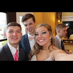 Meet your Posher, Shelby