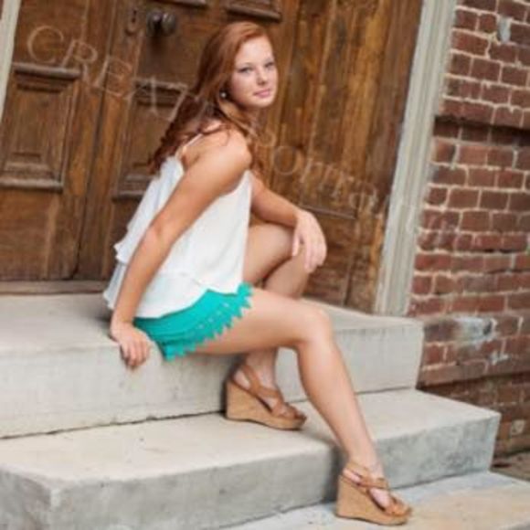 Meet your Posher, Haley - Picture 1 of 1