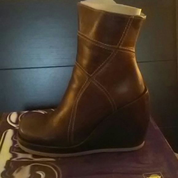NWTWedge ankle booties