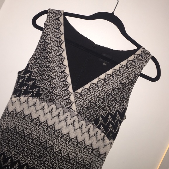 Adrianna Papell missoni-like knit A-line dress 10