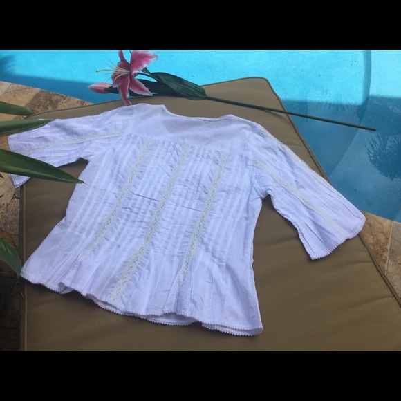 CLOSET CLOSED FOR SUMMER - Picture 3 of 4