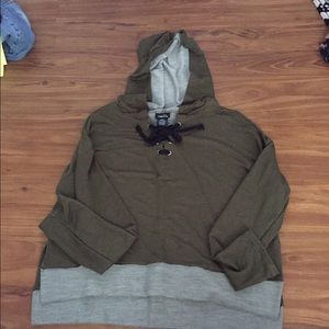Crop Hooded Sweater