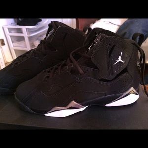 Jordan true flight BG