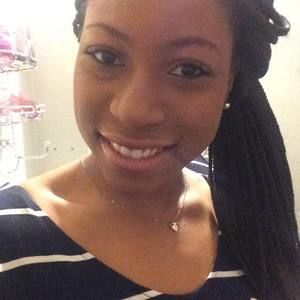 Meet your Posher, Lola