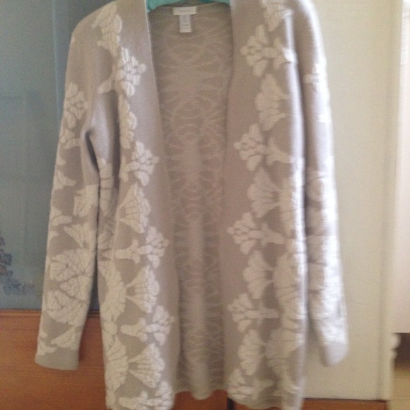 Beautiful Chicos sweater