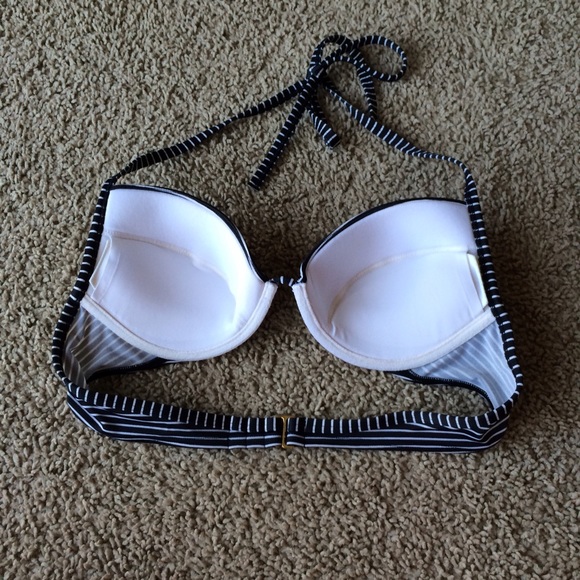 🎉host pick🎉 VS push up swim top - Picture 3 of 3