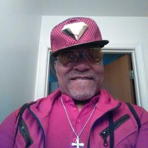 Meet your Posher, Lawrence