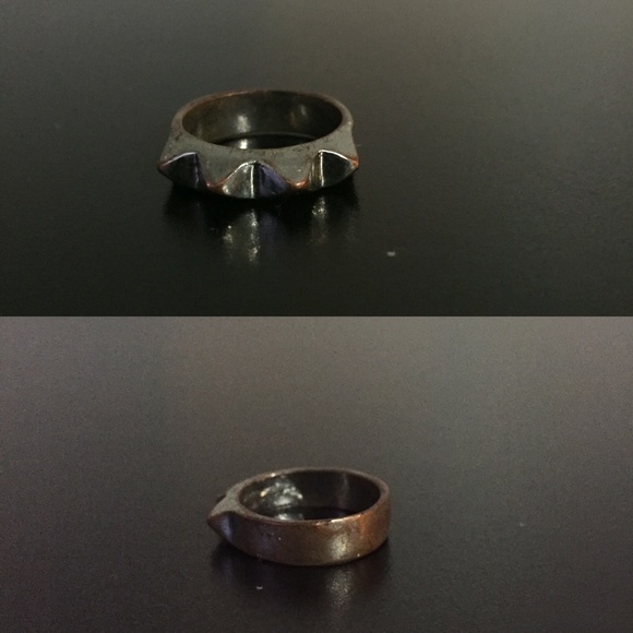 Used silver ring - Picture 2 of 3