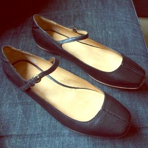Frye Kat Black Leather Mary Janes