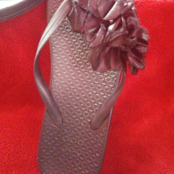 Flip flops - Picture 2 of 2