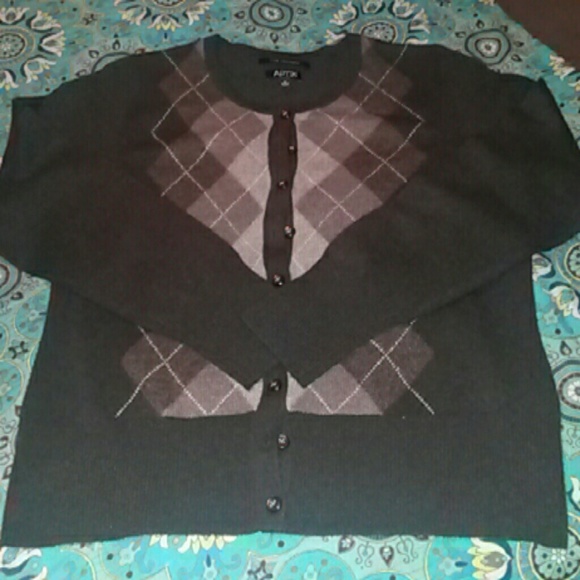 Cashmere Button-down Sweater