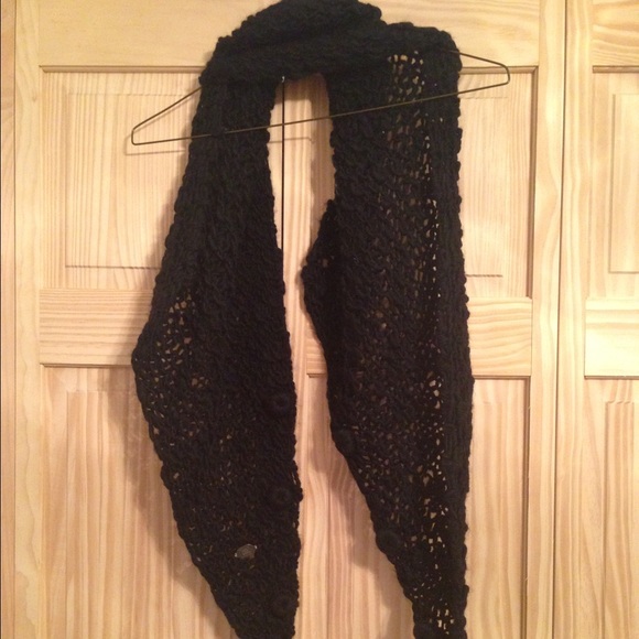 Urban Outfitters emiLime knitted scarf