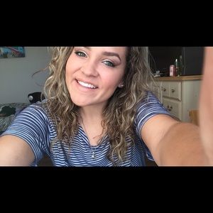 Meet your Posher, Lexi