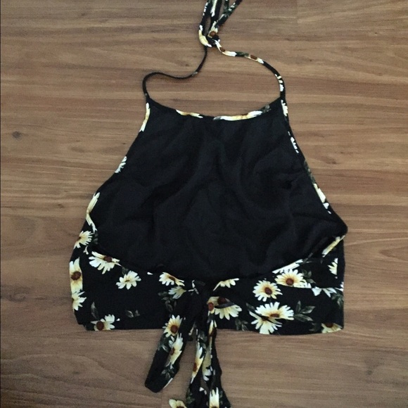 Daisy Halter top - Picture 2 of 2