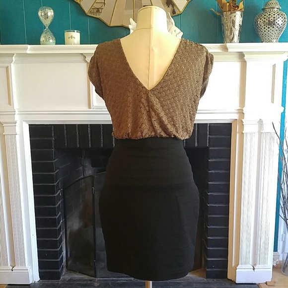 Express gold and black dress - Picture 3 of 4