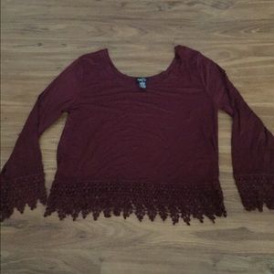 Maroon crop top with crochet details