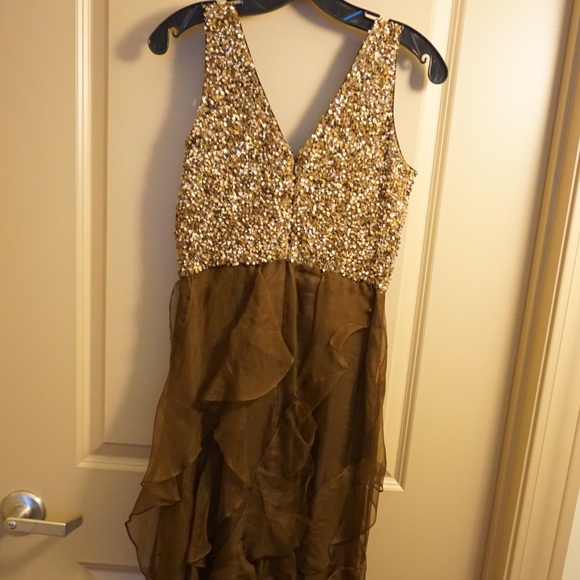 Badgley Mischka Sleeveless Sequin Detail Dress - Picture 2 of 4