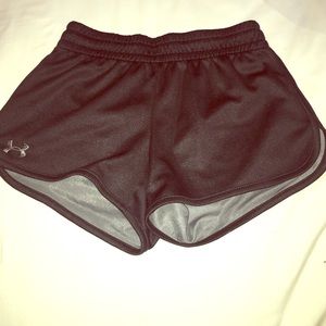 Black Under Armour workout shorts