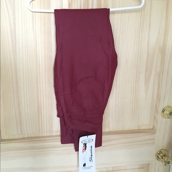 Leather-like coated Skinny Pants