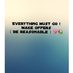 Everything 👒 ( SWIMSUITS ARE NOT INCLUDED )