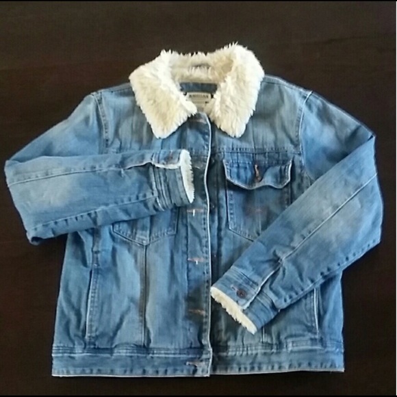 ✨Jean Jacket with Fur lining✨