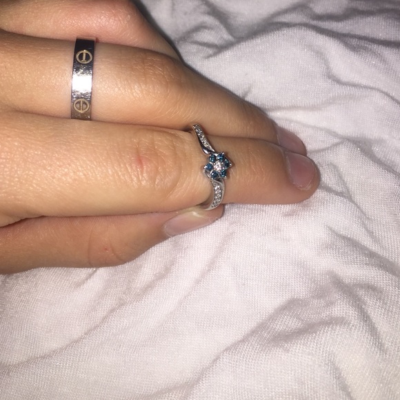 Diamond ring