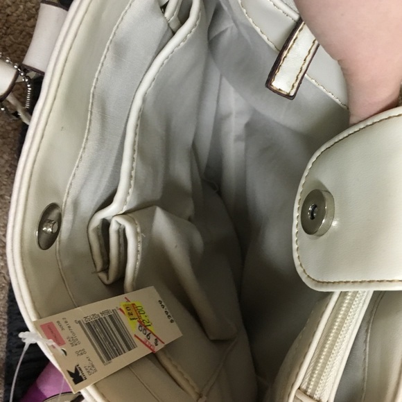 Purse - Picture 3 of 3