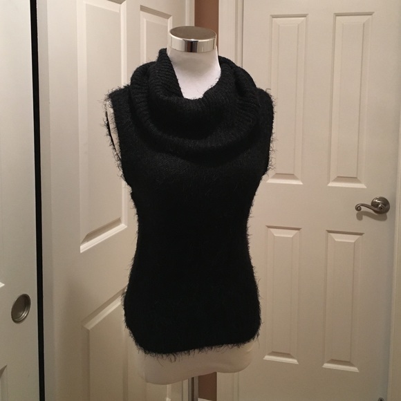 Bebe sleeveless sweater