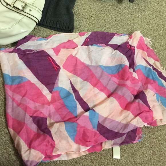 Breast cancer scarf