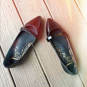 Vogue Black Patent Mary Jane Flats sz 8
