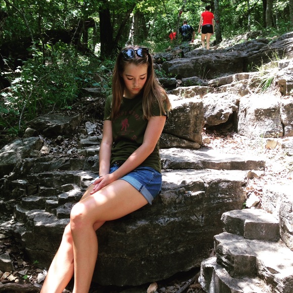 Meet your Posher, Megan