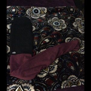 ALO Goddess yoga pants