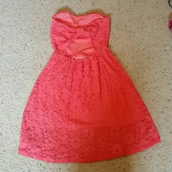 Laced summer dress - Picture 2 of 4