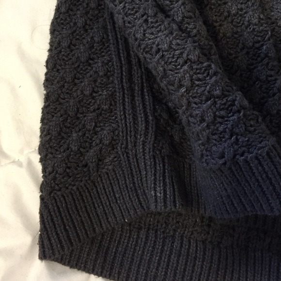 Grey Sweater - Picture 3 of 3