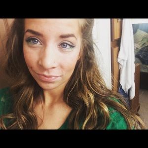 Meet your Posher, Lindsay