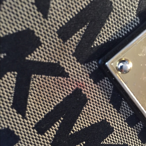 MK wallet - Picture 2 of 4