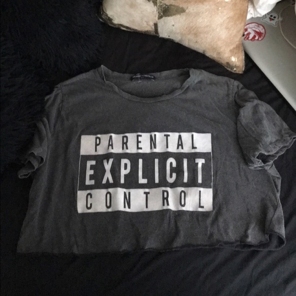brandy Melville graphic top