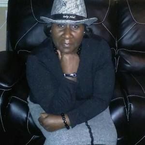 Meet your Posher, Nikki