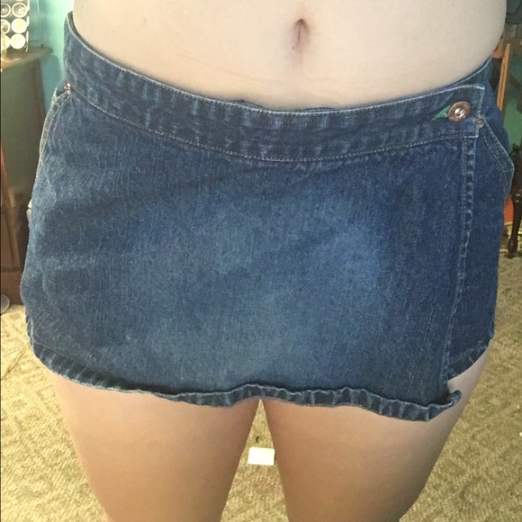 TH Jean skort!!!