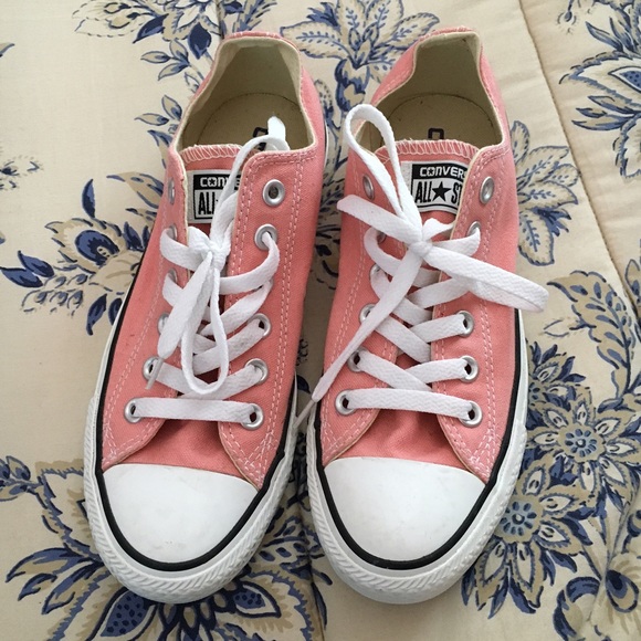 Peachy Pink Converse