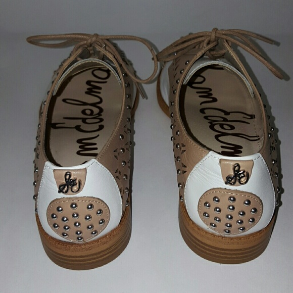 Sam Edelman Jayna Studded Oxford - Picture 2 of 4