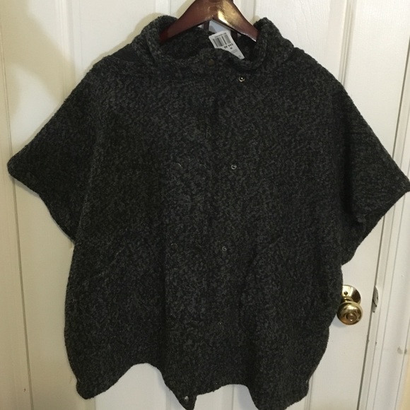Black and Grey Poncho - Picture 1 of 1